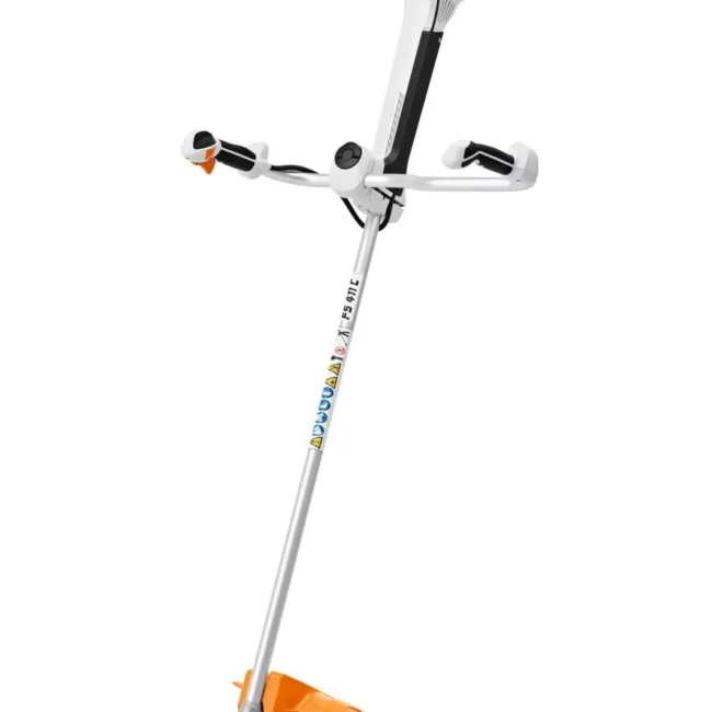 Débroussailleuse thermique STIHL FS 411 C-EM couteau taillis 300-3 — image 1