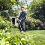 Combi-système STIHL HL-KM – Taille-haies sur perche 145 ° 60 cm — image 2