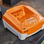 Chargeur rapide STIHL AL 301 — image 3